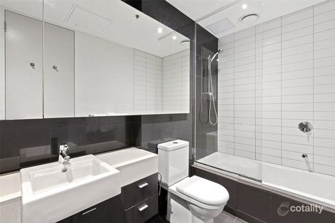 Property photo of 207/12 Yarra Street South Yarra VIC 3141