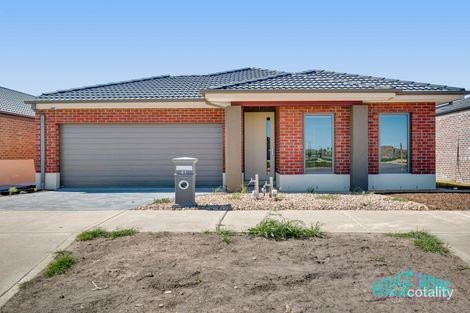 6 Barn Owl Ave, Winter Valley, VIC 3358