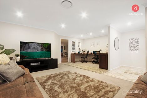 Property photo of 4 Symons Place West Hoxton NSW 2171