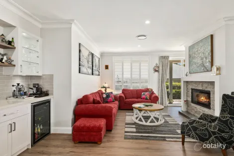 Property photo of 76 Challoner Rise Renwick NSW 2575