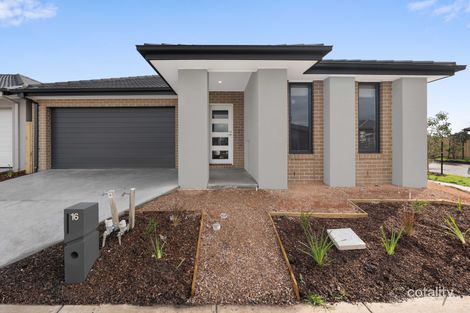 16 Beewar St, Mickleham, VIC 3064