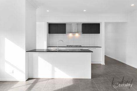 Property photo of 16 Beewar Street Mickleham VIC 3064