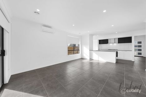 Property photo of 16 Beewar Street Mickleham VIC 3064