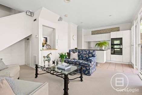 Property photo of 300 Canterbury Road St Kilda West VIC 3182