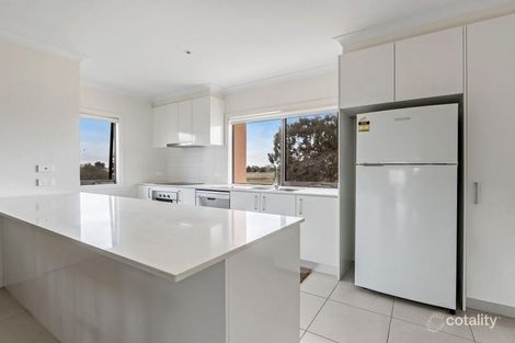 Property photo of 8/1-15 Beddison Road Craigieburn VIC 3064