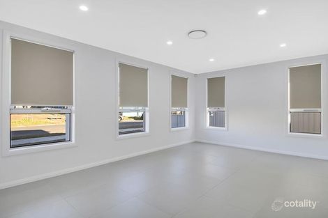 Property photo of 17 Weaver Road Edmondson Park NSW 2174