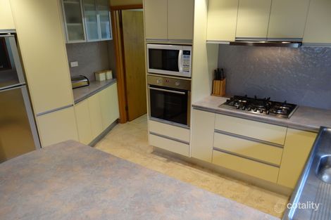 Property photo of 24 Wallace Drive Buckland VIC 3740