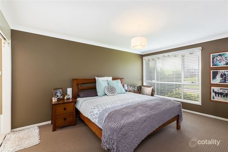 Property photo of 18 Shoreline Avenue Haywards Bay NSW 2530