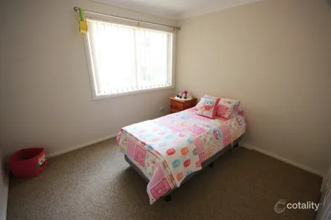 Property photo of 9 Owen Stanley Street Mount Annan NSW 2567