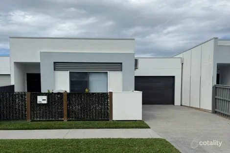 Property photo of 76 Olivia Crescent Nirimba QLD 4551