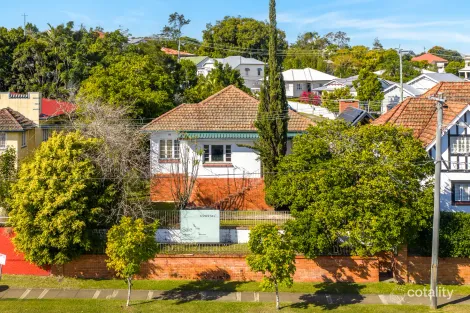 Property photo of 678 Logan Road Greenslopes QLD 4120