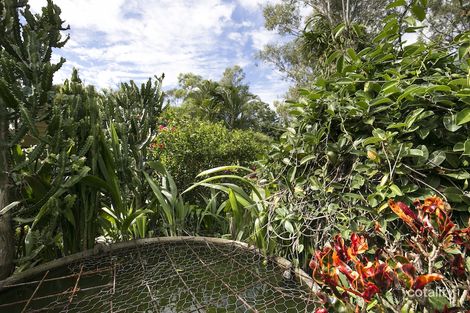 Property photo of 18 Aquamarine Road Branyan QLD 4670
