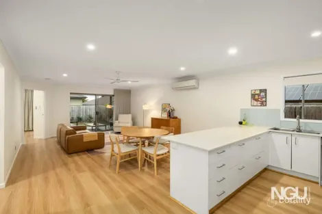 Property photo of 6 Tranquillity Street Springfield Lakes QLD 4300