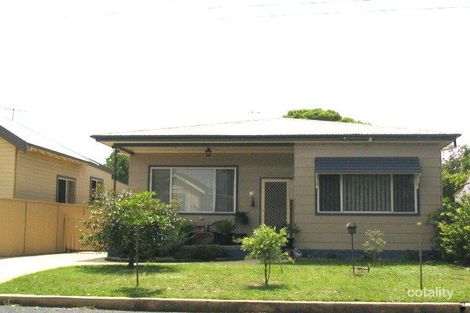 19 Wyvern St, Mayfield, NSW 2304