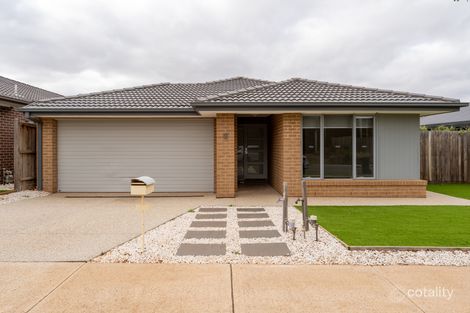 4 Fulham Cres, Thornhill Park, VIC 3335