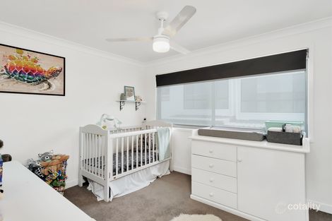 Property photo of 2/22 Careel Close Helensvale QLD 4212
