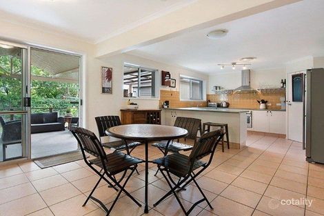 16 Crusader St, Battery Hill, QLD 4551