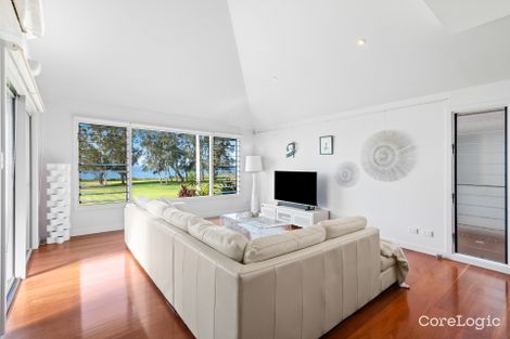 Property photo of 11 Hinemoa Avenue Killarney Vale NSW 2261