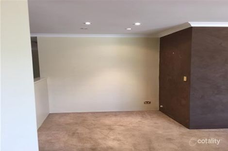Property photo of 15 Coolamine Close Carramar WA 6031