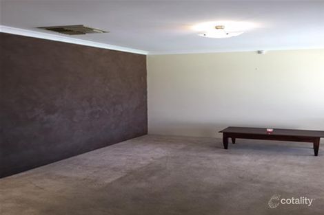 Property photo of 15 Coolamine Close Carramar WA 6031