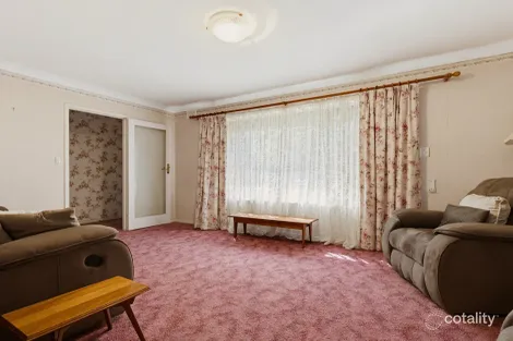 Property photo of 8 Hurley Grove Hackham SA 5163
