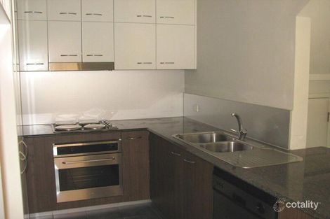 Property photo of 11/2 Geraldton Drive Varsity Lakes QLD 4227