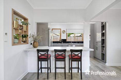 Property photo of 81 Underwood Road Ferntree Gully VIC 3156