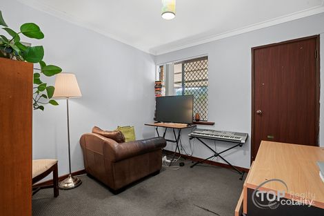 Property photo of 10 Arreton Close Willetton WA 6155