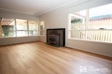 Property photo of 22 Harry Street Cranbourne VIC 3977