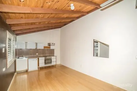 1/43 Mountain View Ave, Miami, QLD 4220