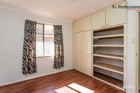 Property photo of 10 Winnunga Place Armadale WA 6112