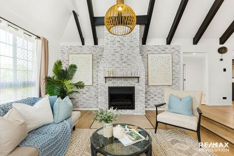 Property photo of 14 Boorala Crescent Eight Mile Plains QLD 4113