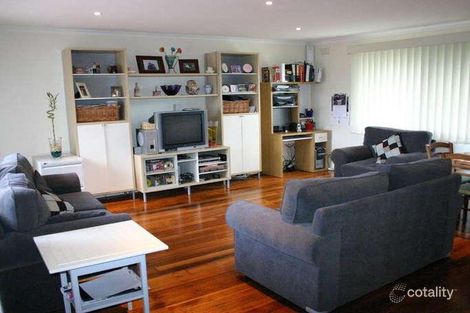 Property photo of 13 Mapledene Court Sunshine West VIC 3020