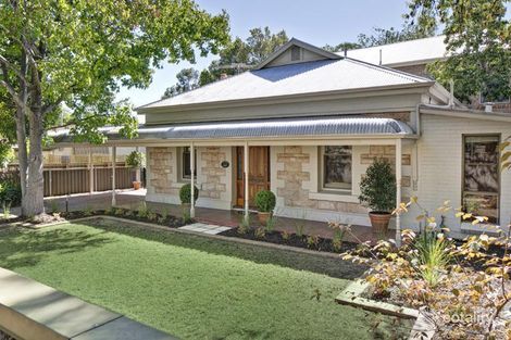 19 Knightsbridge Rd, Leabrook, SA 5068