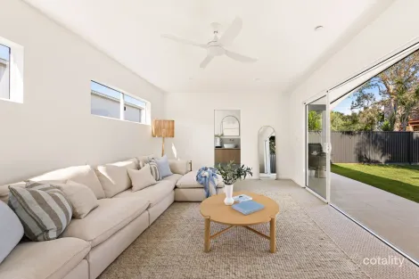 Property photo of 11 Kennedy Parade Golden Beach QLD 4551