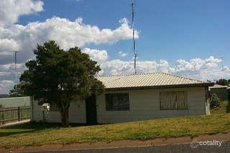 35 Banksia St, Newtown, QLD 4350