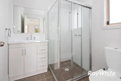 Property photo of 15 Freycinet Drive Sunshine Bay NSW 2536