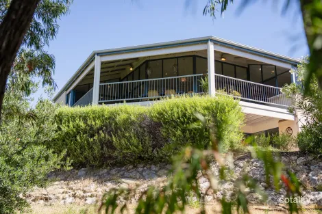 24 Ella Gladstone Dr, Eagle Bay, WA 6281