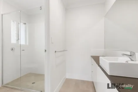 Property photo of 39 Oak Street Pimpama QLD 4209