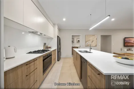 Property photo of 16 Prussian Way Eglinton WA 6034