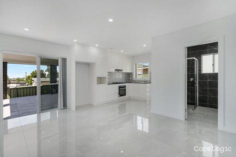 Property photo of 27 Flinders Street Fairfield West NSW 2165