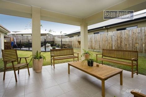 Property photo of 1 Nullarbor Circuit Forest Lake QLD 4078
