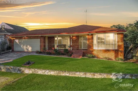 Property photo of 4 Garden Court Berwick VIC 3806