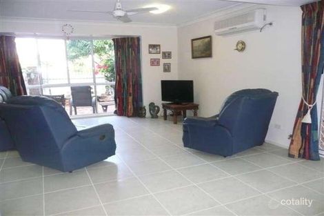 Property photo of 1/2 Rosalind Avenue Paradise Point QLD 4216