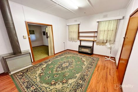 Property photo of 32 William Street Young NSW 2594