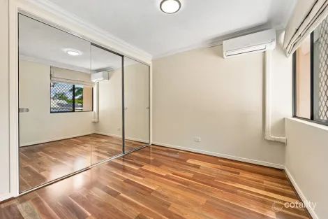 Property photo of 8/49 Racecourse Road Hamilton QLD 4007