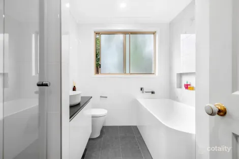 Property photo of 4 Wall Avenue Asquith NSW 2077