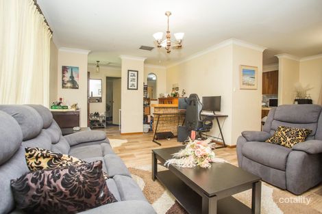 Property photo of 14 Noranda Place Noranda WA 6062