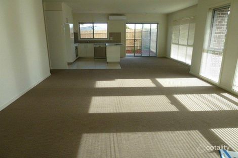 Property photo of 17/104 Broderick Road Carrum Downs VIC 3201