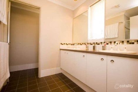 Property photo of 5 Como Way Stirling WA 6021